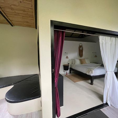 Jade Cottages サムイ島 エクステリア 写真